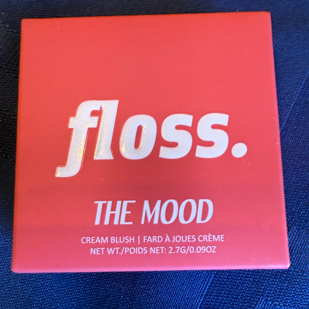 ❤️ 3/$25 Floss The Mood Cream Blush - Serene